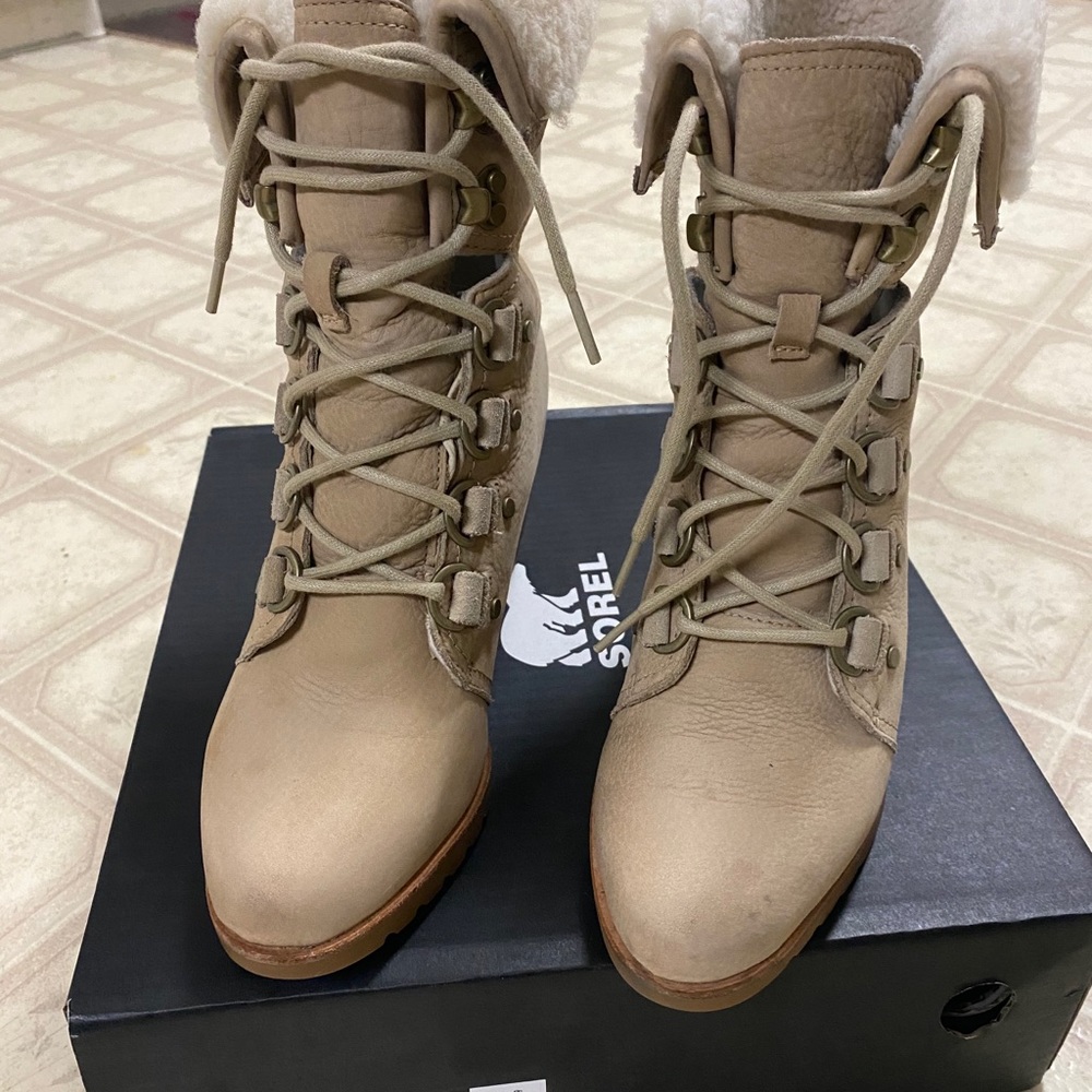 SOREL After Hours Lace Shearling Bootie - Picture 3 of 12
